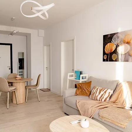 Apartment Quiet 1-bedroom New Building With View